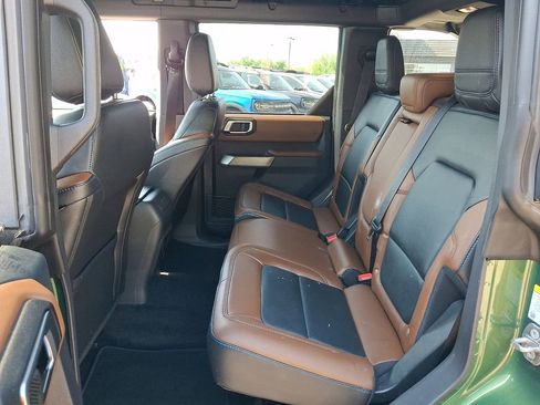 Used 2023 Ford Bronco Outer Banks AWD/4WD image 10