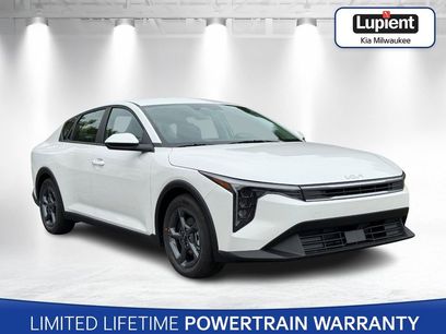 New 2025 Kia K4 LXS