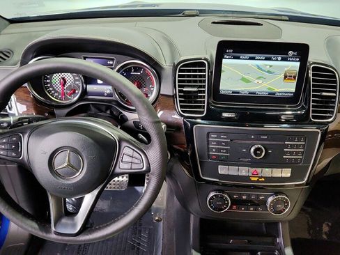 Used 2018 Mercedes-Benz GLE 43 AMG 4MATIC w/ Premium 3 Package image 16