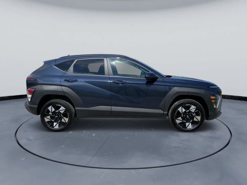 Used 2025 Hyundai Kona SEL AWD/4WD image 4