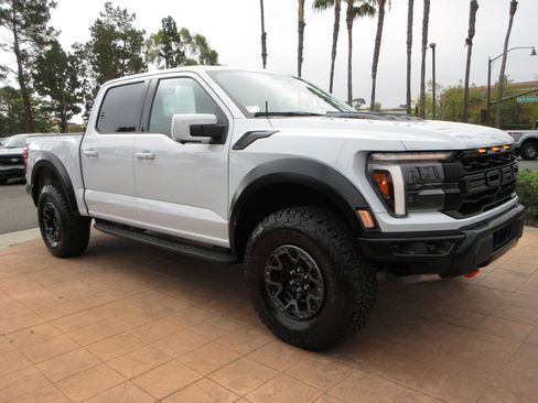 Used 2025 Ford F150 Raptor w/ Equipment Group 803A Raptor R AWD/4WD image 6