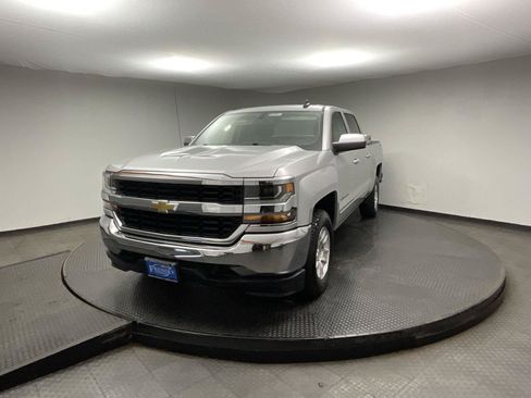 Certified 2018 Chevrolet Silverado 1500 LT AWD/4WD image 3
