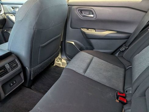 Used 2024 Nissan Rogue SV AWD/4WD image 35