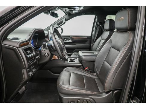 Used 2023 Chevrolet Tahoe High Country AWD/4WD image 39