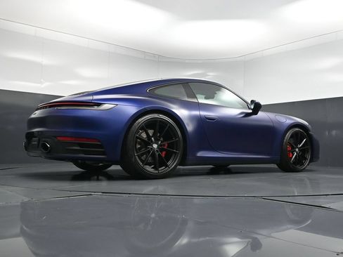 Certified 2020 Porsche 911 Carrera 4S AWD/4WD image 26