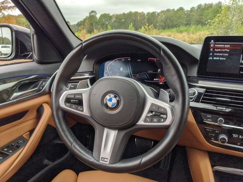 Used 2023 BMW 530i w/ M Sport Package image 23