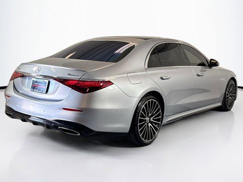Used 2022 Mercedes-Benz S 580 4MATIC Sedan image 5