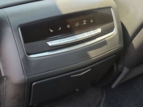 Certified 2025 Cadillac Escalade Sport AWD/4WD image 13