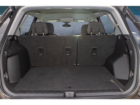 Used 2020 GMC Terrain SLE w/ Driver Convenience Package image 34