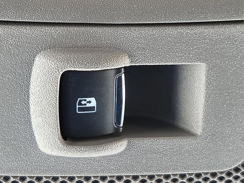 Certified 2020 Ford F150 Lariat AWD/4WD image 21