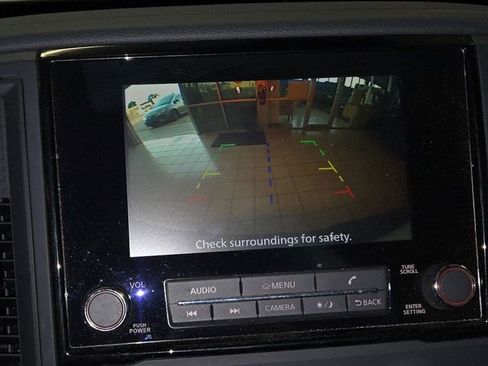 Used 2024 Nissan Titan SV w/ Accessory Utility Package image 17