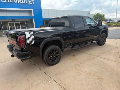 Used 2024 GMC Sierra 3500 AT4 AWD/4WD image 3