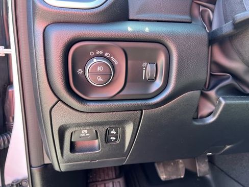 New 2026 RAM 1500 Big Horn AWD/4WD image 13