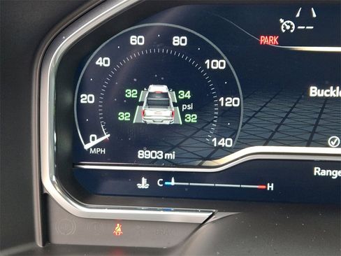 Used 2024 GMC Sierra 1500 AT4X image 10