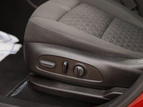 Used 2021 Chevrolet Blazer LT image 20