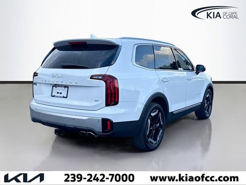 Certified 2024 Kia Telluride S w/ S Sunroof Package image 5