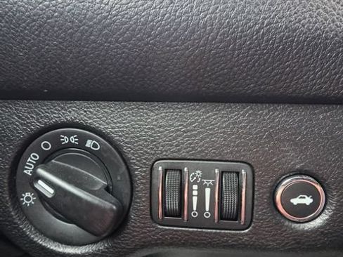 Used 2021 Dodge Challenger SXT RWD image 16