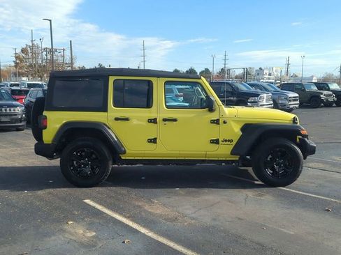 Used 2023 Jeep Wrangler Sport S image 2