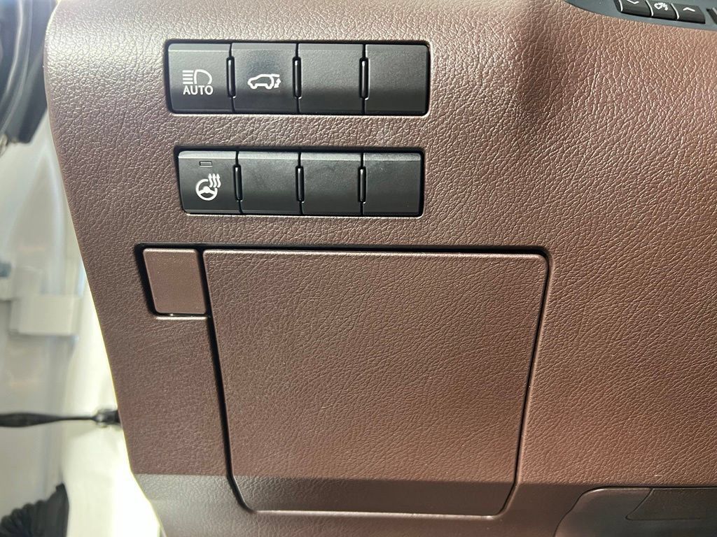Used 2018 Lexus RX 350L AWD image 34