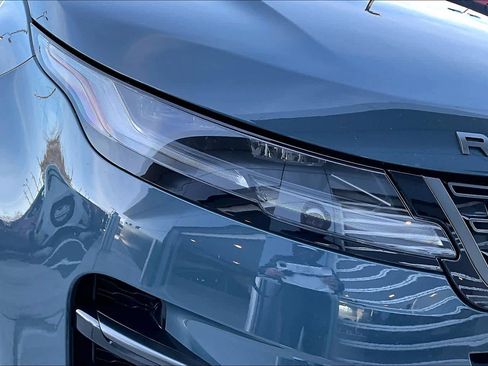 Used 2026 Land Rover Range Rover Evoque Dynamic SE image 27