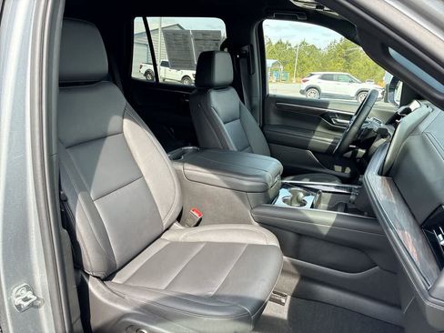 Used 2025 Chevrolet Tahoe LT AWD/4WD image 27
