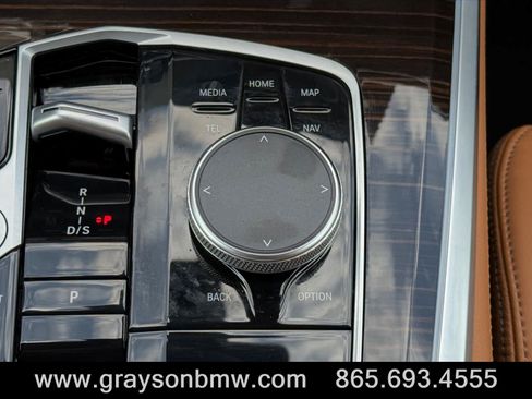 Used 2026 BMW X5 xDrive40i w/ M Sport Package AWD/4WD image 29