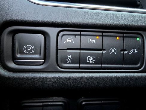 Used 2022 Chevrolet Tahoe RST w/ Luxury Package image 30