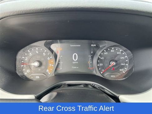 Used 2022 Jeep Compass Limited image 14