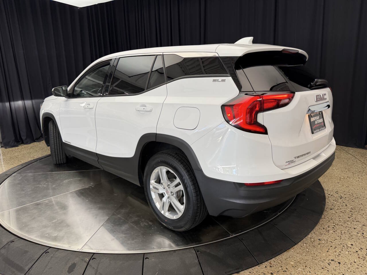 Used 2018 GMC Terrain SLE FWD image 7