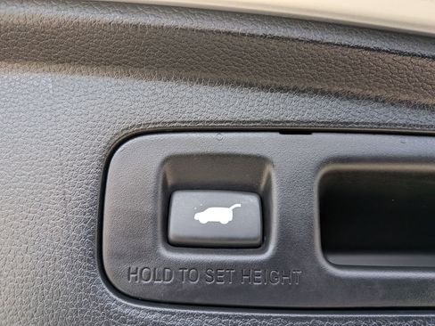 Used 2023 Honda CR-V EX-L image 27