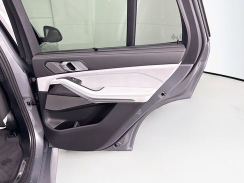 New 2026 BMW X5 sDrive40i image 26