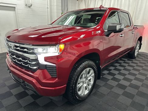 Used 2024 Chevrolet Silverado 1500 LTZ w/ Technology Package image 2