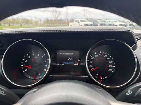 Used 2016 Ford Mustang Shelby GT350 w/ Technology Package RWD image 43