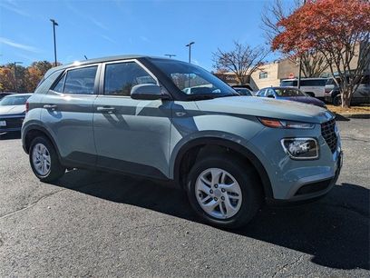 New 2026 Hyundai Venue SE