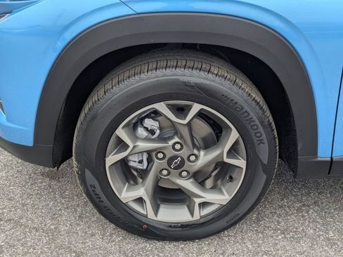 New 2026 Chevrolet Trax LT w/ Driver Confidence Package image 8