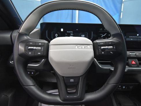 Used 2025 Kia K4 GT-Line w/ GT-Line Sunroof Package FWD image 10