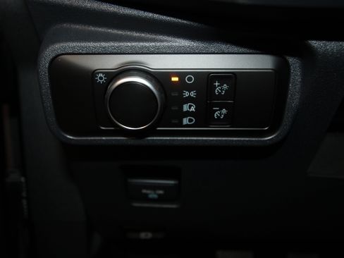 New 2026 Ford Bronco 2-Door AWD/4WD image 7