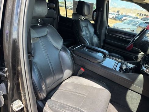 Used 2023 Jeep Wagoneer 4WD w/ Rear Seat Video Group 1 image 23