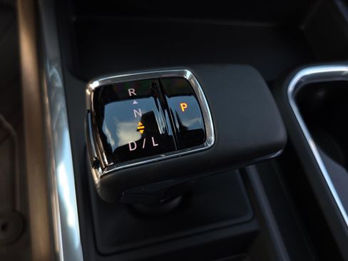 New 2026 Chevrolet Silverado 1500 High Country AWD/4WD image 23