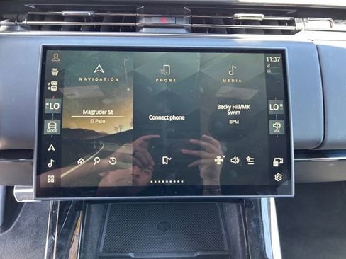 Used 2024 Land Rover Range Rover Sport Dynamic SE image 17