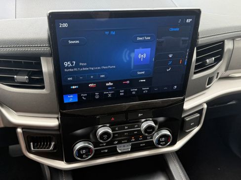 Used 2022 Ford Expedition XLT image 34