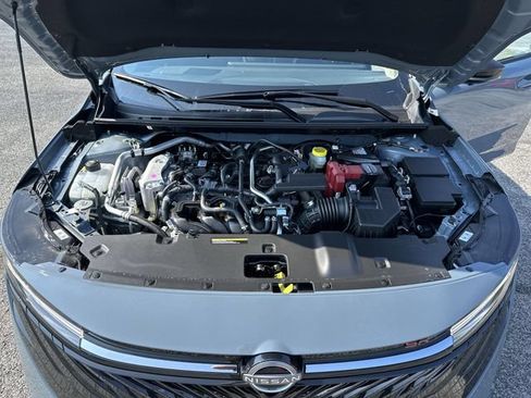 New 2026 Nissan Sentra SR w/ SR Premium Package FWD image 20