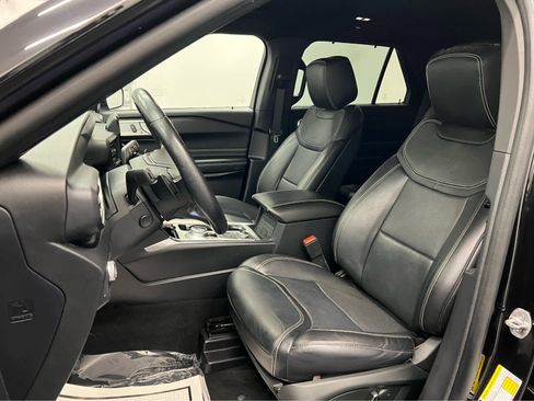 Used 2020 Ford Explorer ST image 6