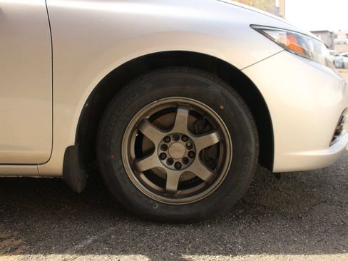 Used 2015 Honda Civic LX image 9