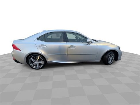 Used 2019 Lexus IS 300 AWD w/ Navigation Package image 9
