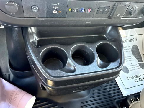 Used 2019 Chevrolet Express 3500 LT w/ LT Preferred Equipment Group image 31