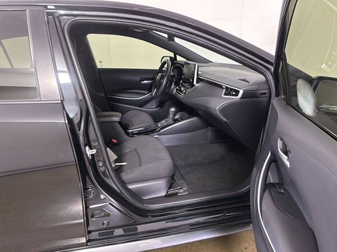 Used 2021 Toyota Corolla SE FWD image 42