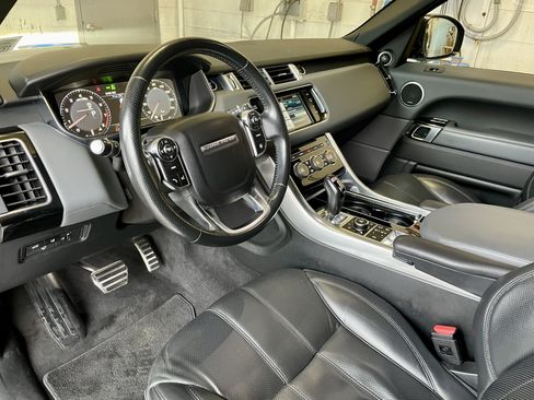 Used 2015 Land Rover Range Rover Sport Supercharged AWD/4WD image 13