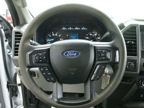 Used 2019 Ford F250 XL w/ Power Equipment Group AWD/4WD image 19