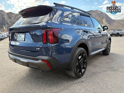Certified 2025 Kia Sorento SX image 10